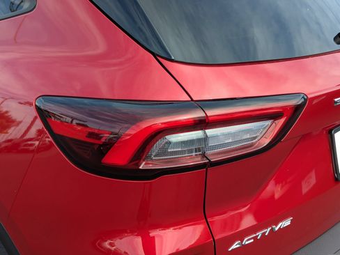 Certified 2025 Ford Escape Active FWD image 10