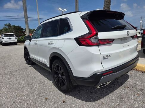 Used 2025 Honda CR-V Sport Touring image 3