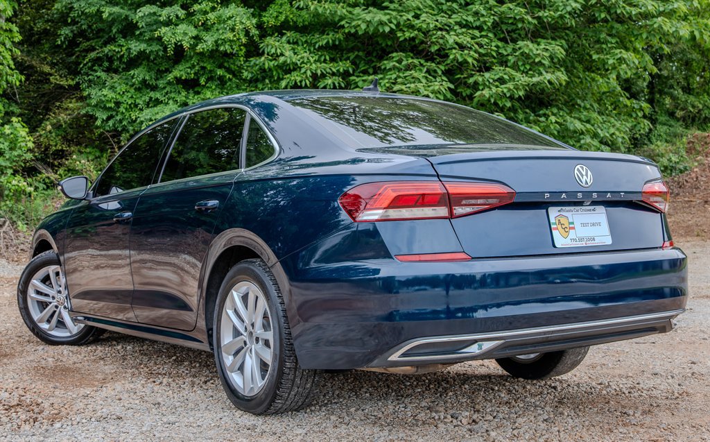 Used 2020 Volkswagen Passat 2.0T SE FWD image 3