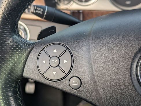 Used 2011 Mercedes-Benz E 350 Sedan image 27