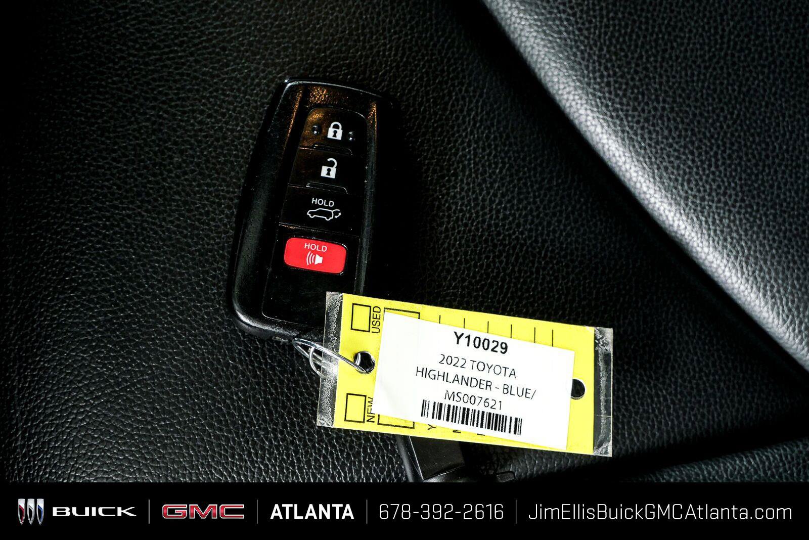 Used 2021 Toyota Highlander XLE FWD image 41