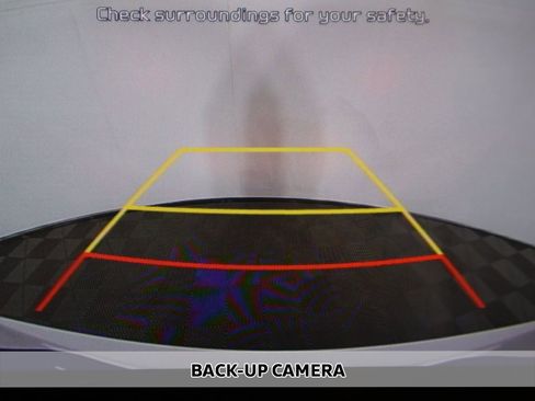 Used 2024 Kia Carnival LX image 5