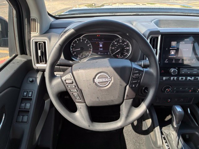 Certified 2025 Nissan Frontier SV AWD/4WD image 12