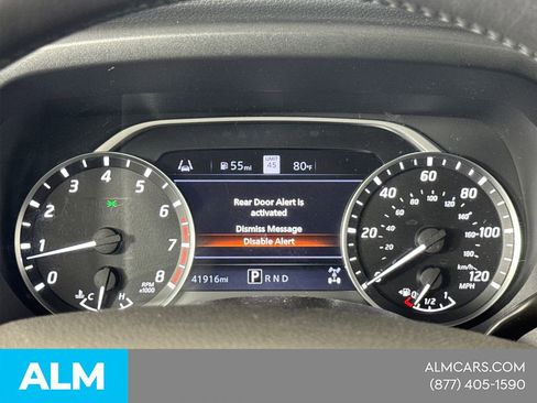 Used 2021 Nissan Titan SL w/ Moonroof Package AWD/4WD image 30