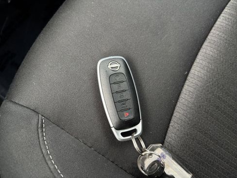 Used 2025 Nissan Altima 2.5 SV FWD image 21