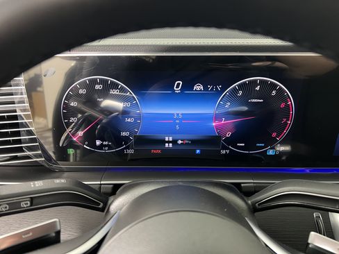 New 2025 Mercedes-Benz GLS 450 4MATIC image 29