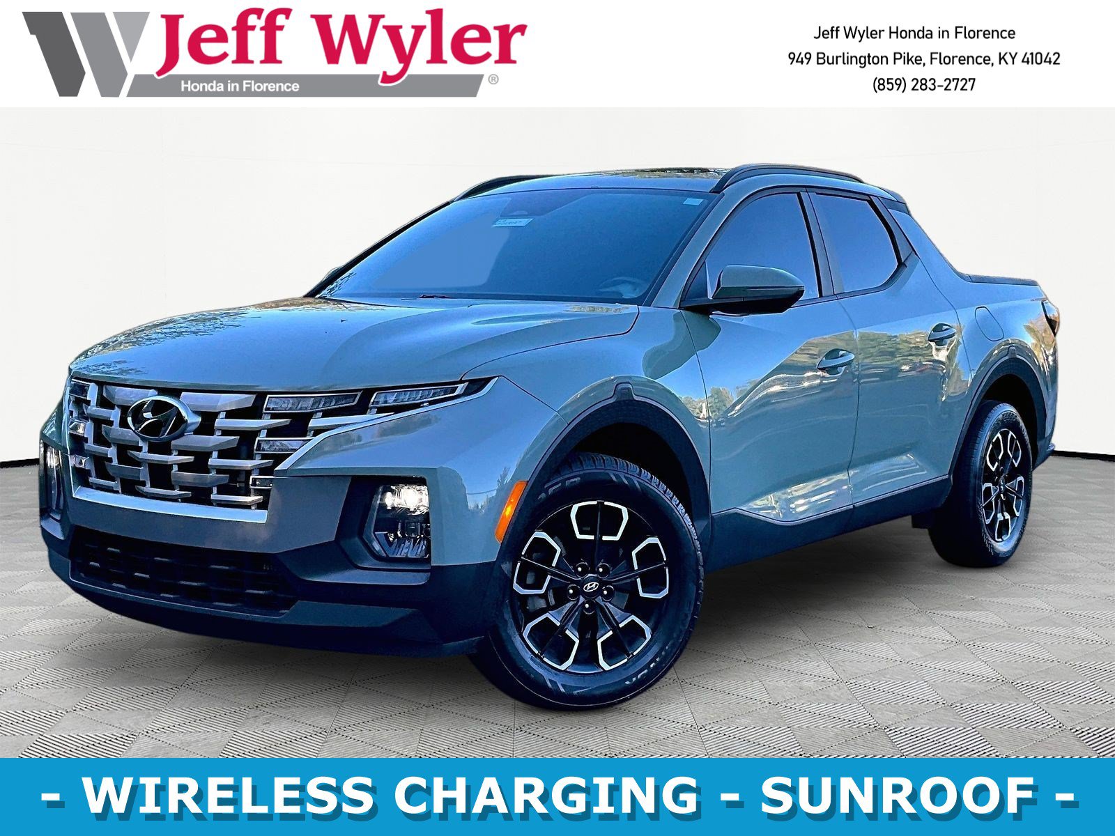 Used 2022 Hyundai Santa Cruz SEL Premium AWD/4WD image 1