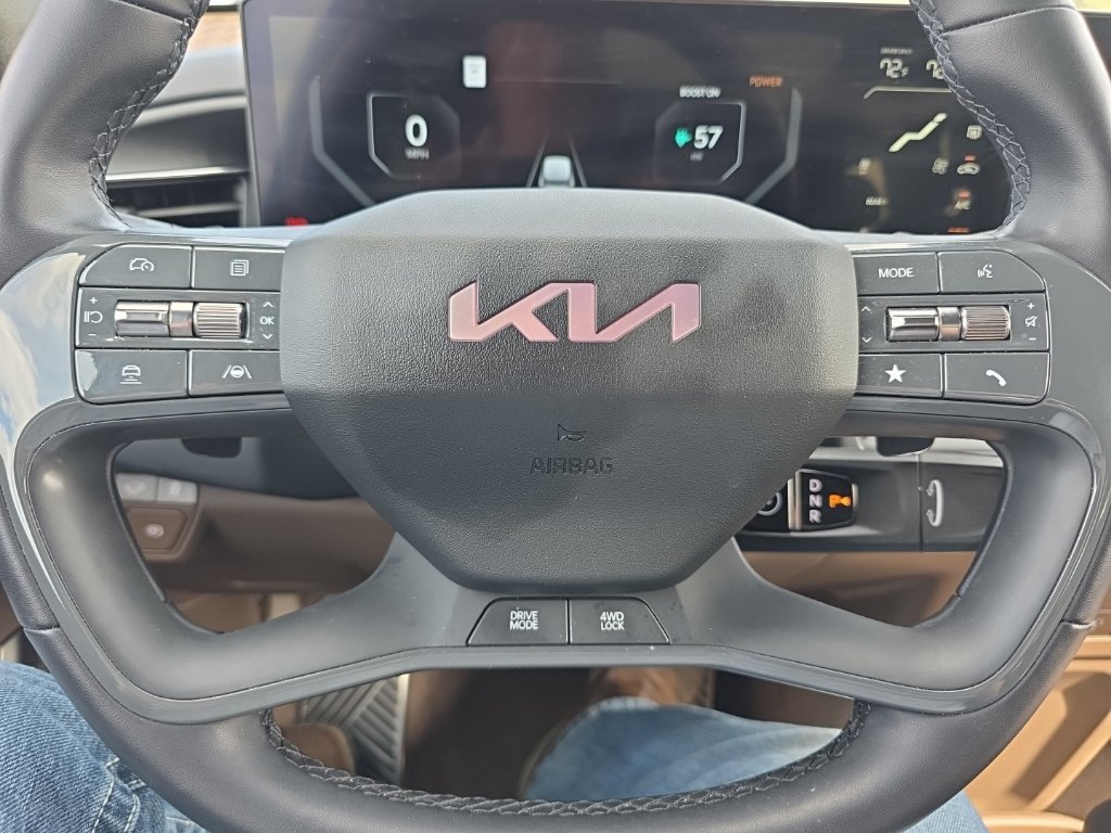 Certified 2024 Kia EV9 GT-Line AWD/4WD image 14