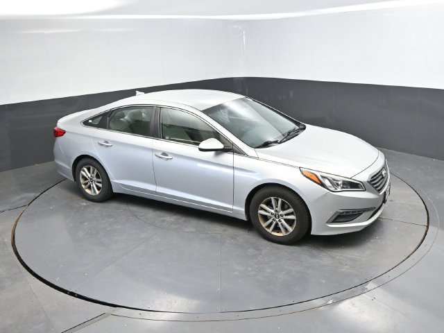 Used 2015 Hyundai Sonata SE FWD image 17