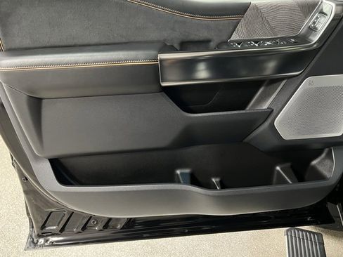 Used 2024 Ford F350 Platinum image 27