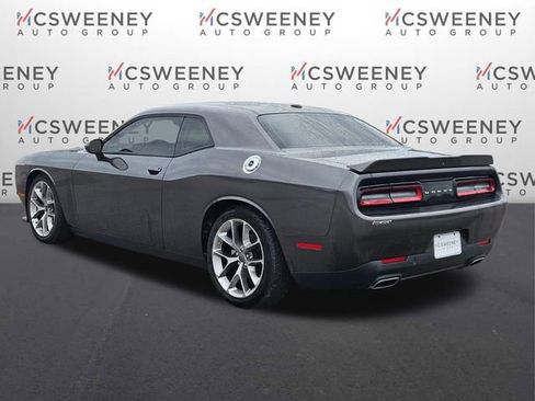 Used 2022 Dodge Challenger GT RWD image 3