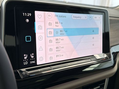 New 2026 Volkswagen Atlas SEL Premium R-Line image 24