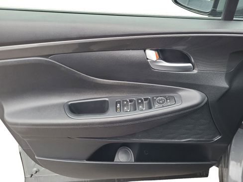 Used 2023 Hyundai Santa Fe SEL image 9