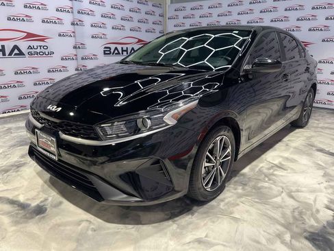 Used 2024 Kia Forte LXS image 2