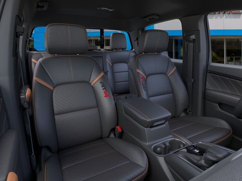 New 2026 GMC Canyon AT4 w/ AT4 Premium Package AWD/4WD image 16