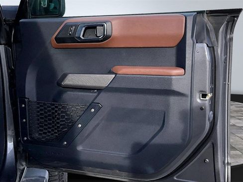 Used 2022 Ford Bronco Outer Banks w/ Sasquatch Package image 25