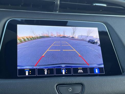 Certified 2023 Cadillac XT4 Premium Luxury w/ Enhanced Visibility Package image 38