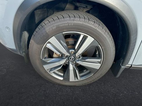 Used 2021 Nissan Rogue Platinum FWD image 10