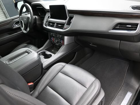 Used 2023 Chevrolet Tahoe Z71 w/ Luxury Package image 41