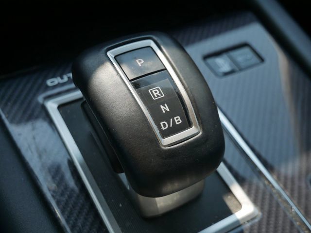 Used 2024 Mitsubishi Outlander SEL AWD/4WD image 24