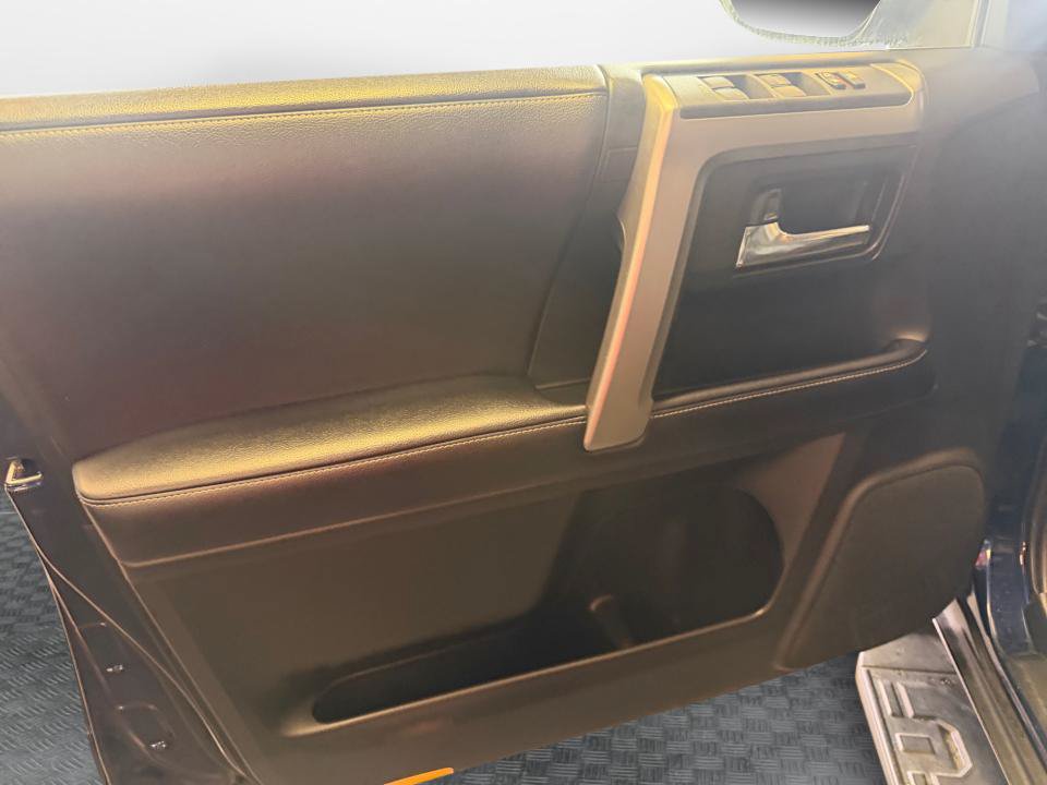 Certified 2019 Toyota 4Runner SR5 Premium AWD/4WD image 36
