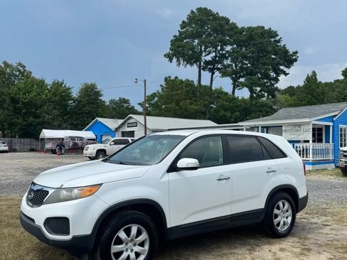 Used 2011 Kia Sorento 2WD image 5