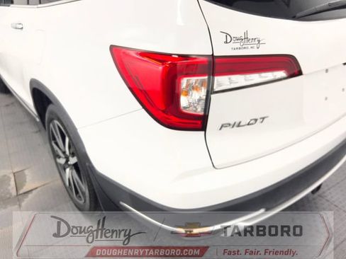 Used 2022 Honda Pilot Touring image 12