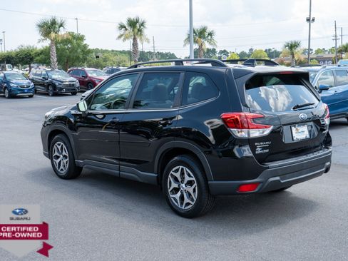 Certified 2021 Subaru Forester Premium w/ Popular Package #1 AWD/4WD image 5