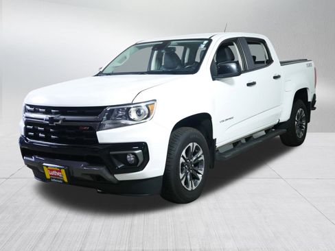 Used 2021 Chevrolet Colorado Z71 w/ Safety Package AWD/4WD image 3