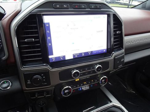 Used 2022 Ford F350 Platinum AWD/4WD image 20