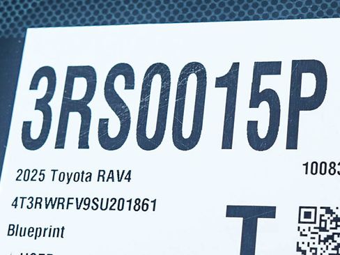 Used 2025 Toyota RAV4 XLE w/ Convenience Package AWD/4WD image 30