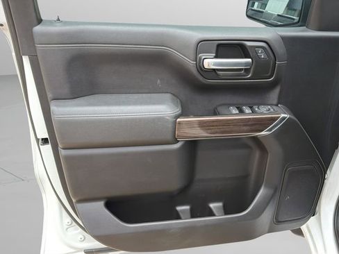 Used 2019 Chevrolet Silverado 1500 LT w/ Texas Edition AWD/4WD image 19