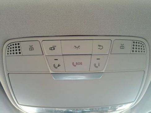 Used 2016 Mercedes-Benz C 300 4MATIC Sedan image 41