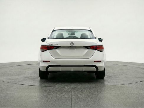 Used 2025 Nissan Sentra SV image 7