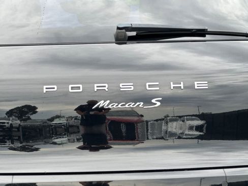 Used 2016 Porsche Macan S image 26