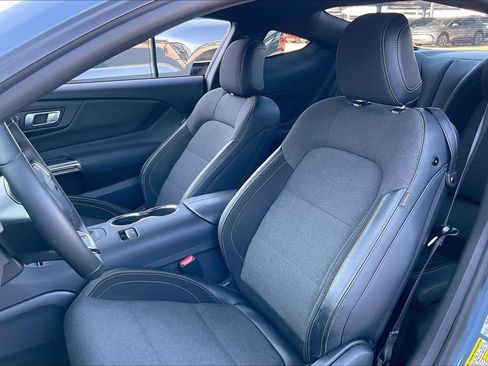 Used 2025 Ford Mustang Coupe image 8