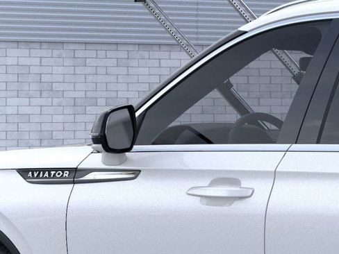 New 2026 Lincoln Aviator AWD image 42