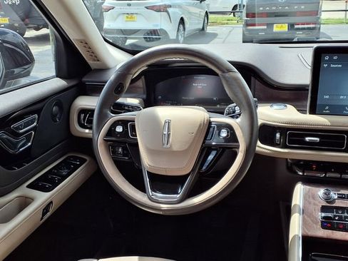 Certified 2023 Lincoln Aviator Reserve w/ Equipment Group 201A RWD image 8