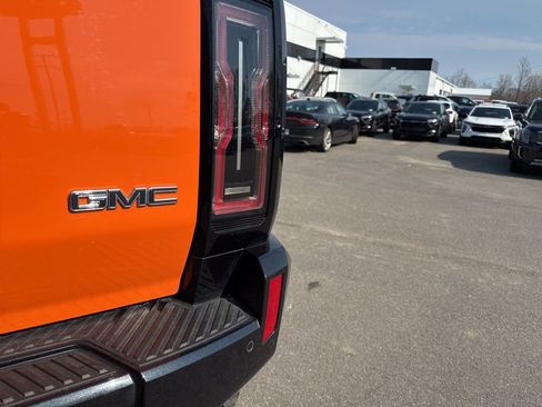 Used 2024 GMC Hummer EV 2X w/ Extreme Off-Road Package AWD/4WD image 33