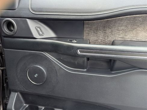 Used 2021 Ford Expedition Max Limited image 34