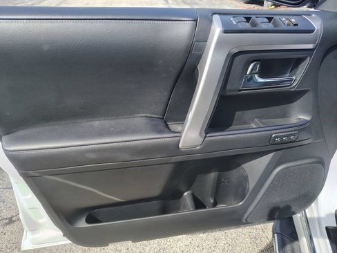 Used 2024 Toyota 4Runner Limited AWD/4WD image 15