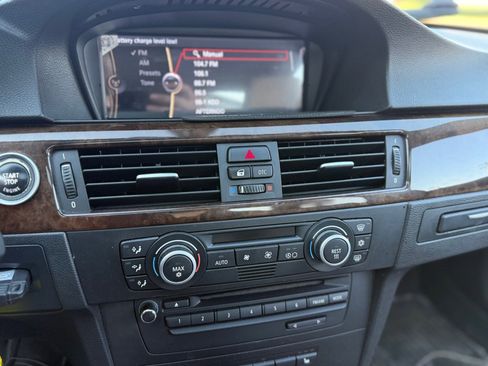 Used 2009 BMW 328i xDrive Sedan image 15