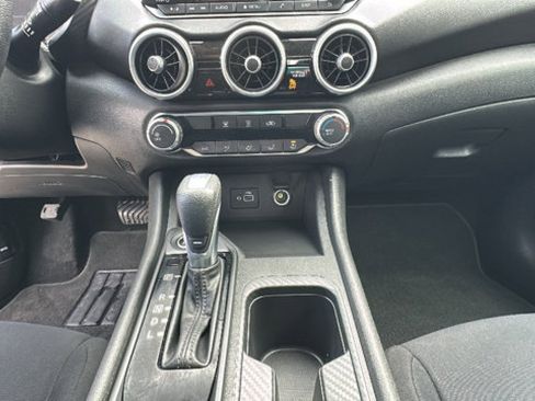 Used 2023 Nissan Sentra S image 19