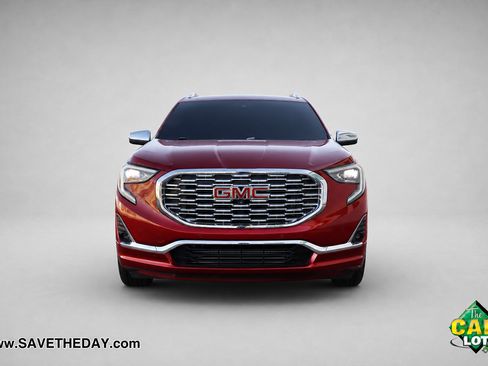 Used 2019 GMC Terrain Denali w/ Advanced Safety Package FWD image 11