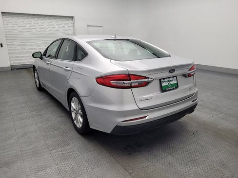 Used 2019 Ford Fusion SE FWD image 5