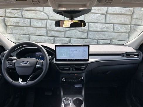 Used 2023 Ford Escape Active w/ Tech Pack #2 FWD image 10