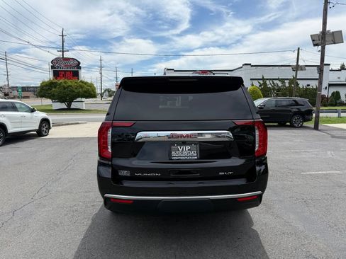 Used 2021 GMC Yukon SLT w/ SLT Premium Package image 6