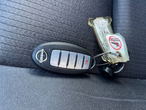 Used 2023 Nissan Altima 2.5 S FWD image 21
