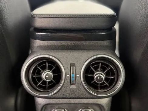 Used 2020 Kia Stinger GT-Line w/ Sun & Sound Package RWD image 17
