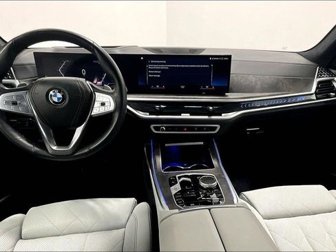 Certified 2023 BMW X7 xDrive40i image 18